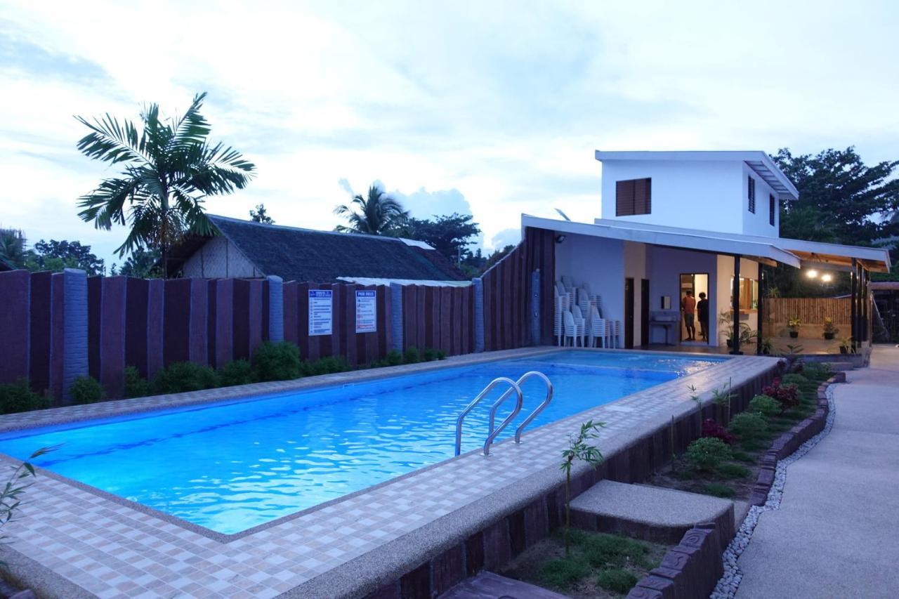 Badi'S Place Moalboal Exterior photo
